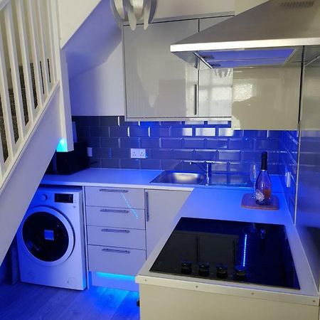 Webb Place 2 Bedroom Apartment ! Croydon Luaran gambar
