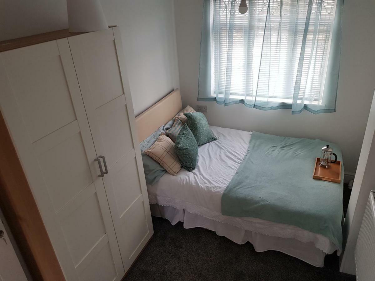 Webb Place 2 Bedroom Apartment ! Croydon Luaran gambar