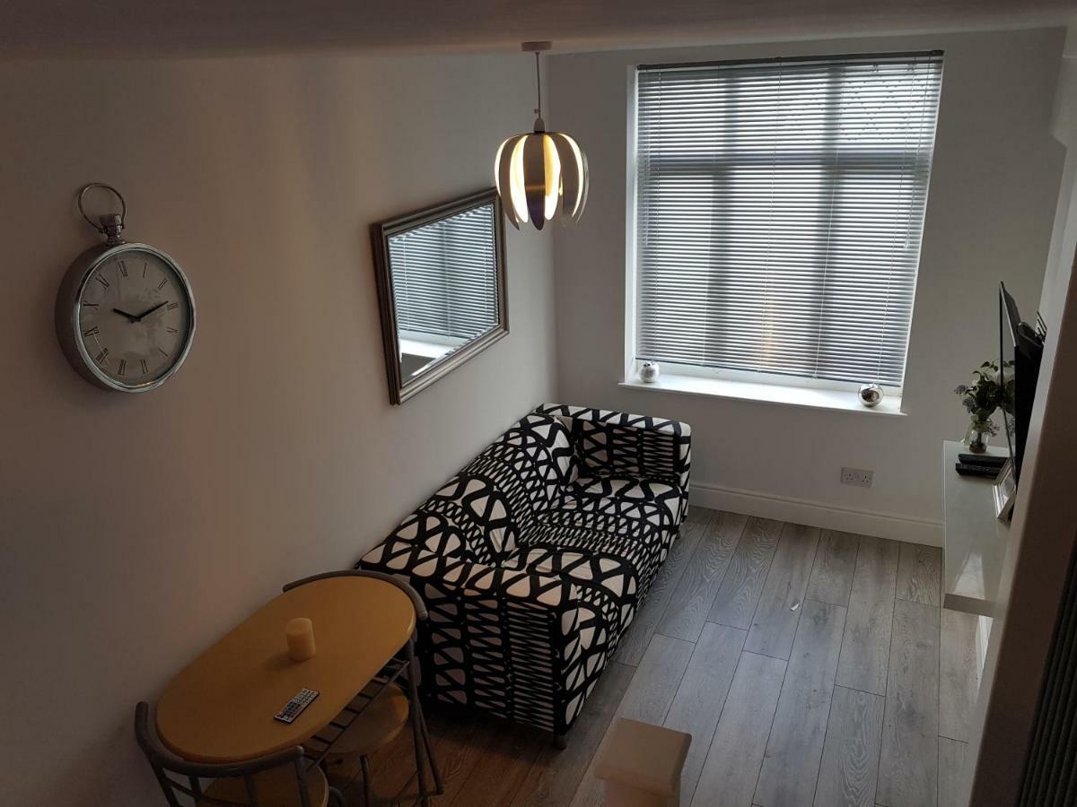 Webb Place 2 Bedroom Apartment ! Croydon Luaran gambar