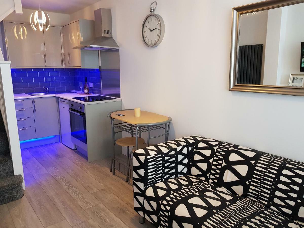 Webb Place 2 Bedroom Apartment ! Croydon Luaran gambar